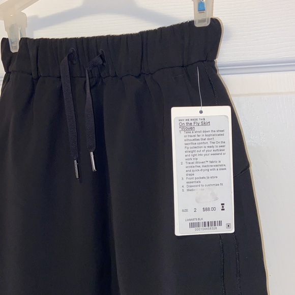 Lululemon on the fly woven skirt - Picture 6 of 8